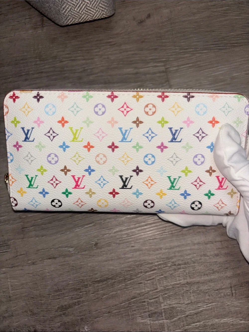 Authentic Louis Vuitton White Multicolor Monogram Zip Wallet - Picture 1 of 13